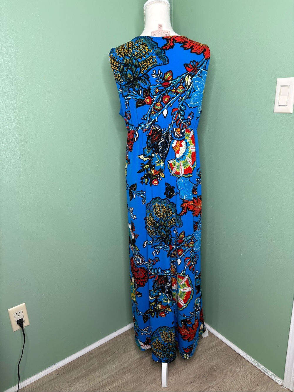 Philosophy Bright Blue Floral V-Neck Maxi Dress - Picture 3 of 9
